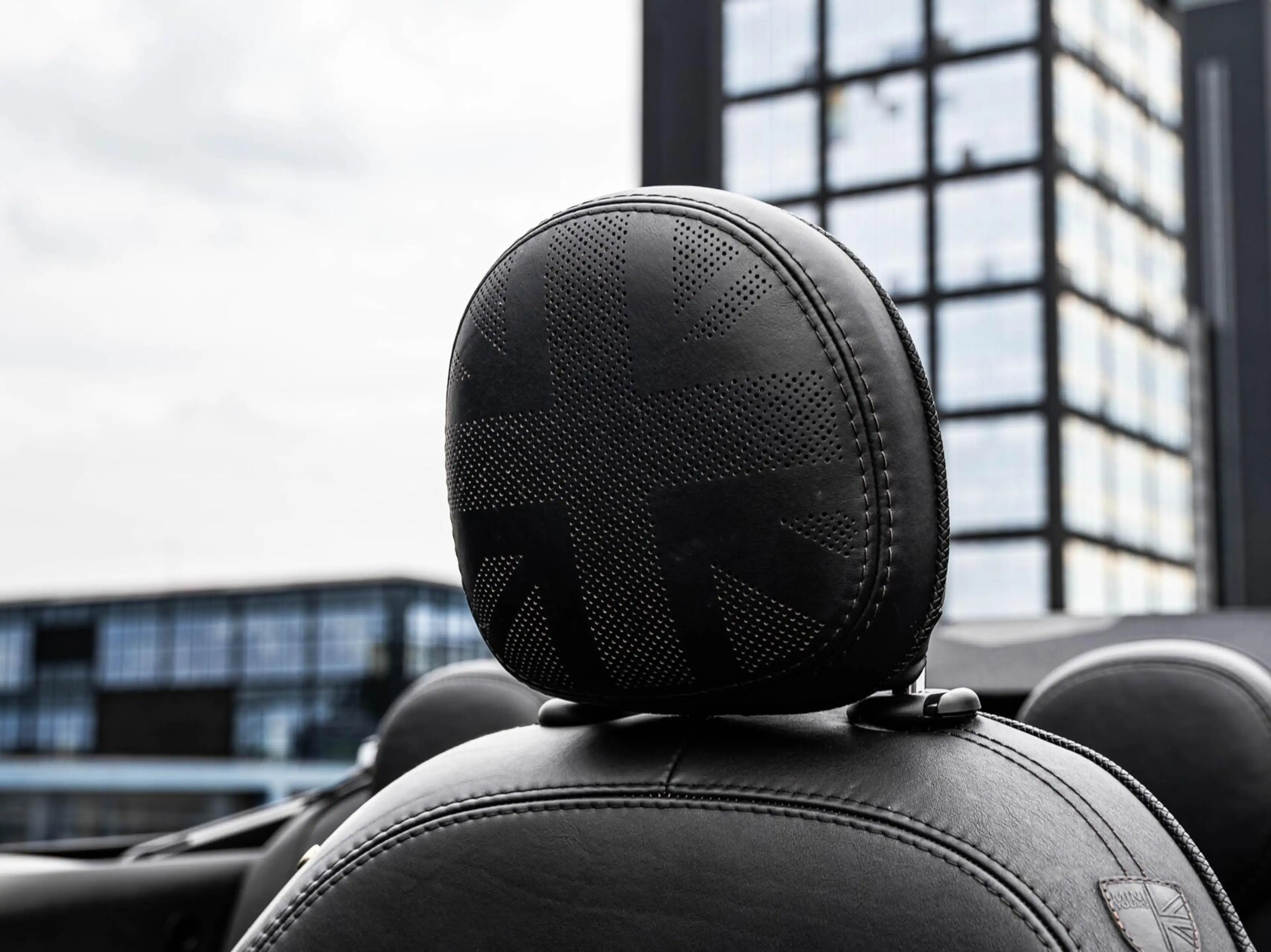 MINI Cooper Cabrio 1.5 Sidewalk Edition | LED | Harman/Kardon | Leder — photo 17