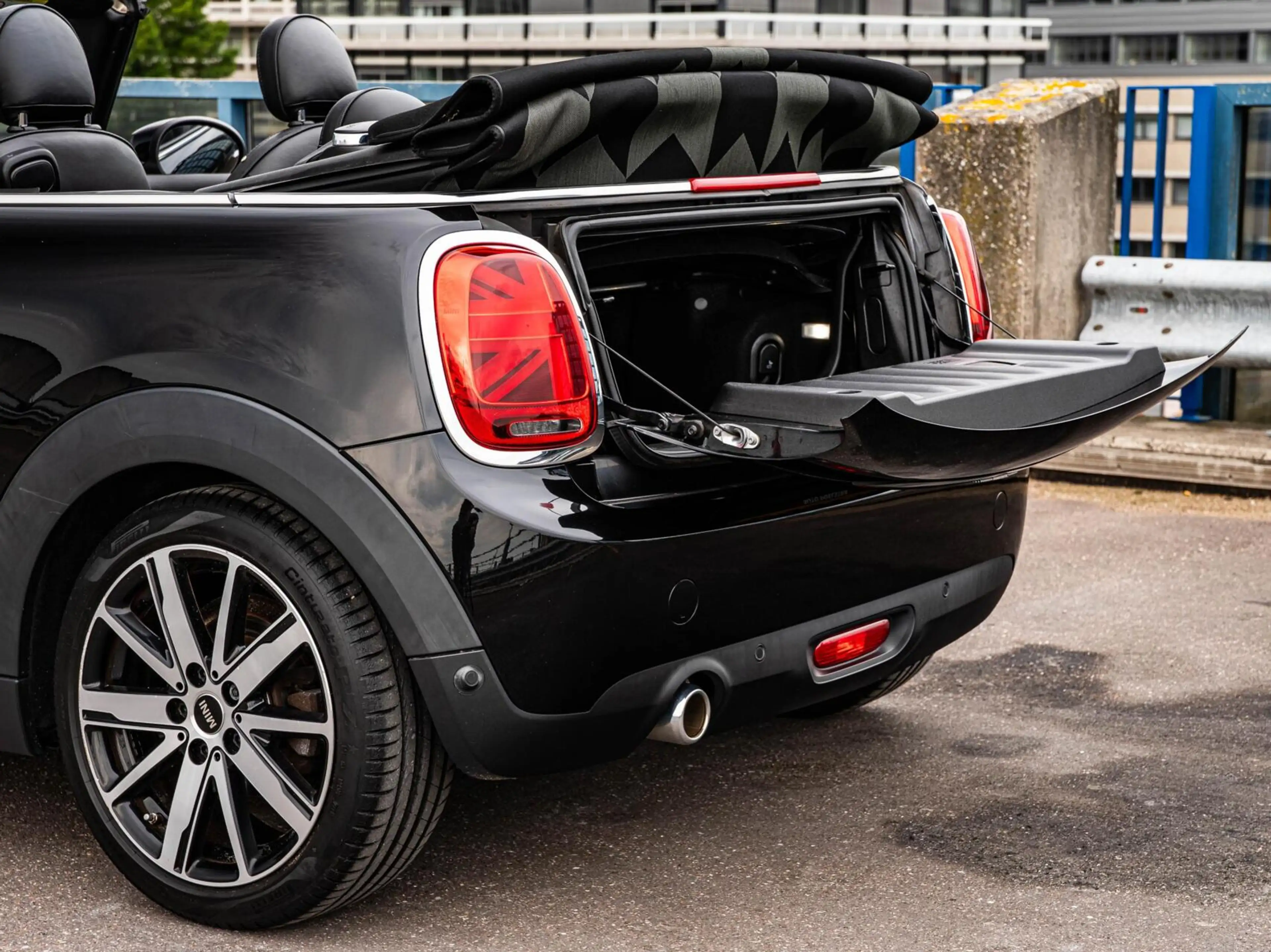 MINI Cooper Cabrio 1.5 Sidewalk Edition | LED | Harman/Kardon | Leder — photo 45