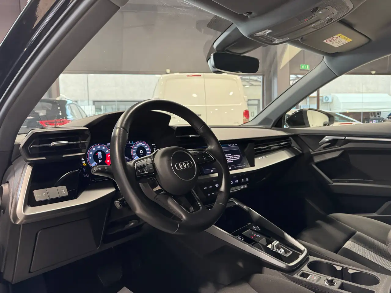 Audi A3 SPORTBACK 30 TFSI MHEV S tronic Business 18'' NAVI FULL LED, миниатюра 4