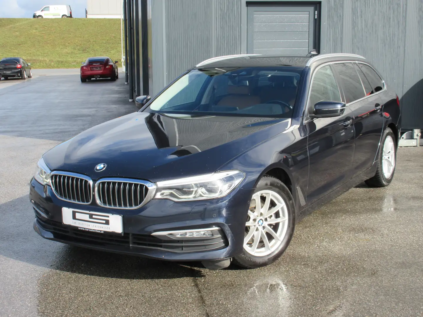 BMW 520 520d Touring Aut.*Klimatisierte Sitze*Navi*Leder* Blau - 2