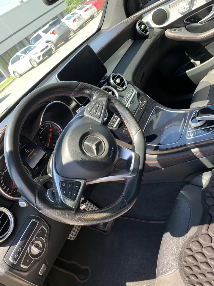Mercedes-Benz GLC fotografie Mercedes-Benz GLC