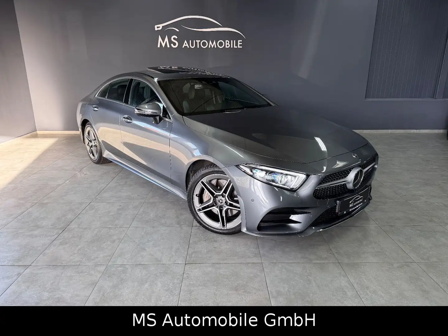 Mercedes-Benz CLS 350 d 4Matic AMG Line Burmester Memory Grau - 1