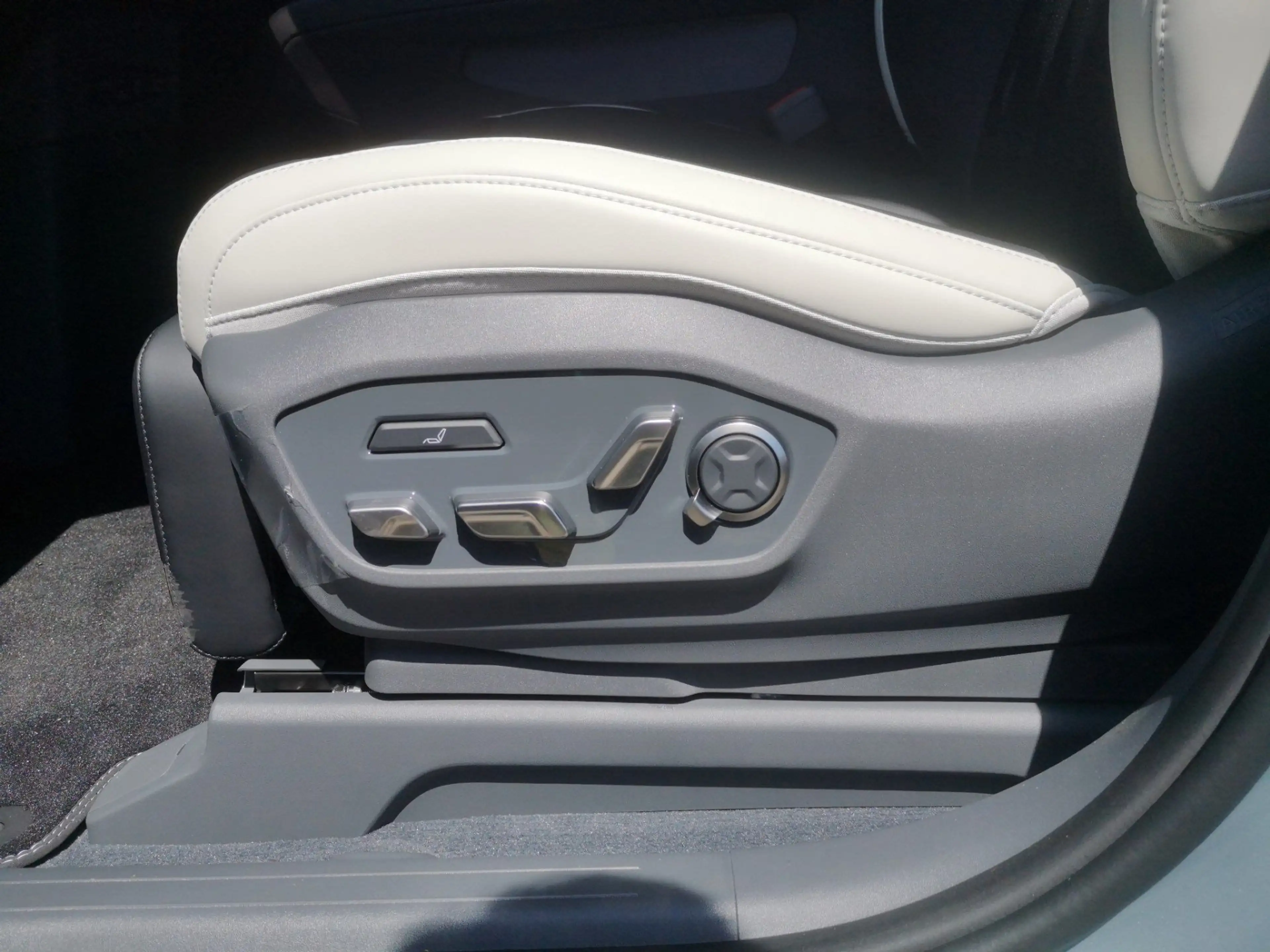 Kia EV9 Elektro 99,8 kw/h GT-Line KeyLess Navi Pano — photo 7