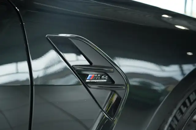 BMW M4 view 14