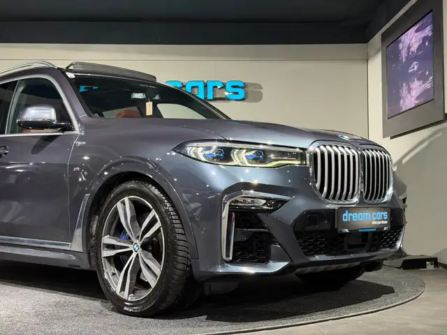 BMW X7 xDrive30d Aut. l M PAKET l 7 SITZER l SKY LOUNGE Ansicht 9