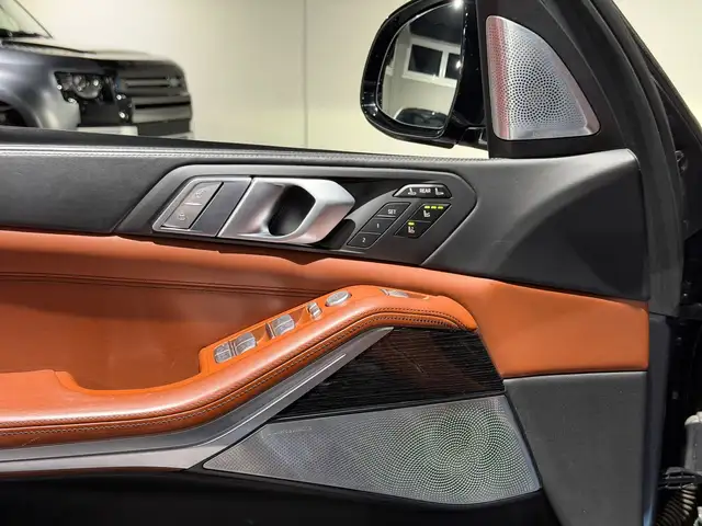 BMW X7 xDrive30d Aut. l M PAKET l 7 SITZER l SKY LOUNGE Ansicht 29