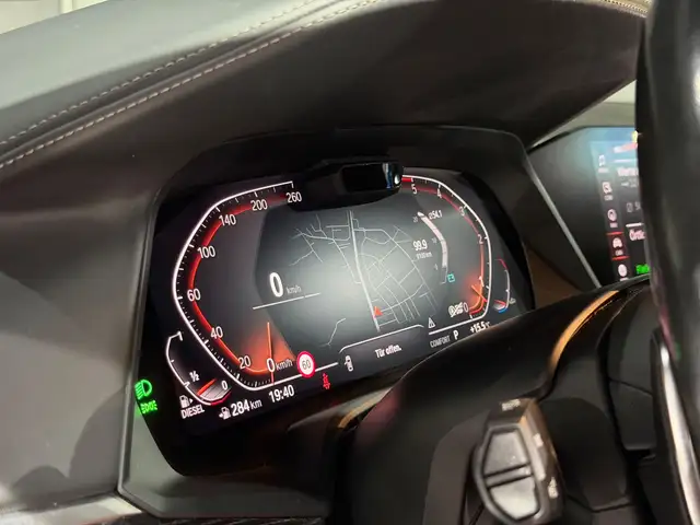 BMW X7 xDrive30d Aut. l M PAKET l 7 SITZER l SKY LOUNGE Ansicht 28