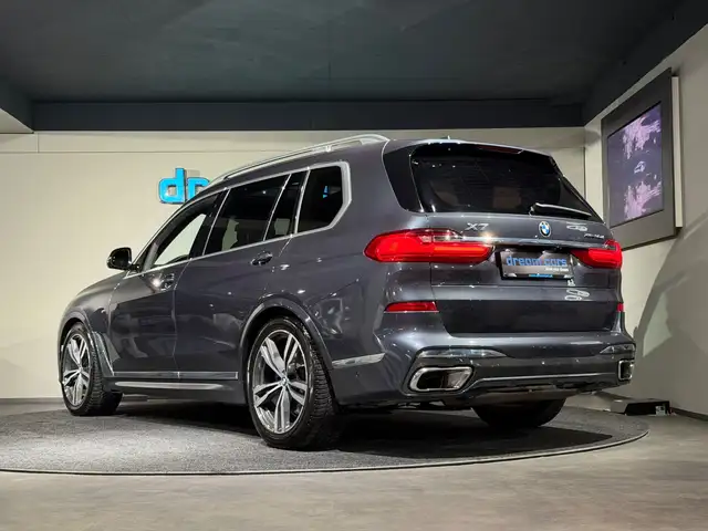 BMW X7 xDrive30d Aut. l M PAKET l 7 SITZER l SKY LOUNGE Ansicht 12