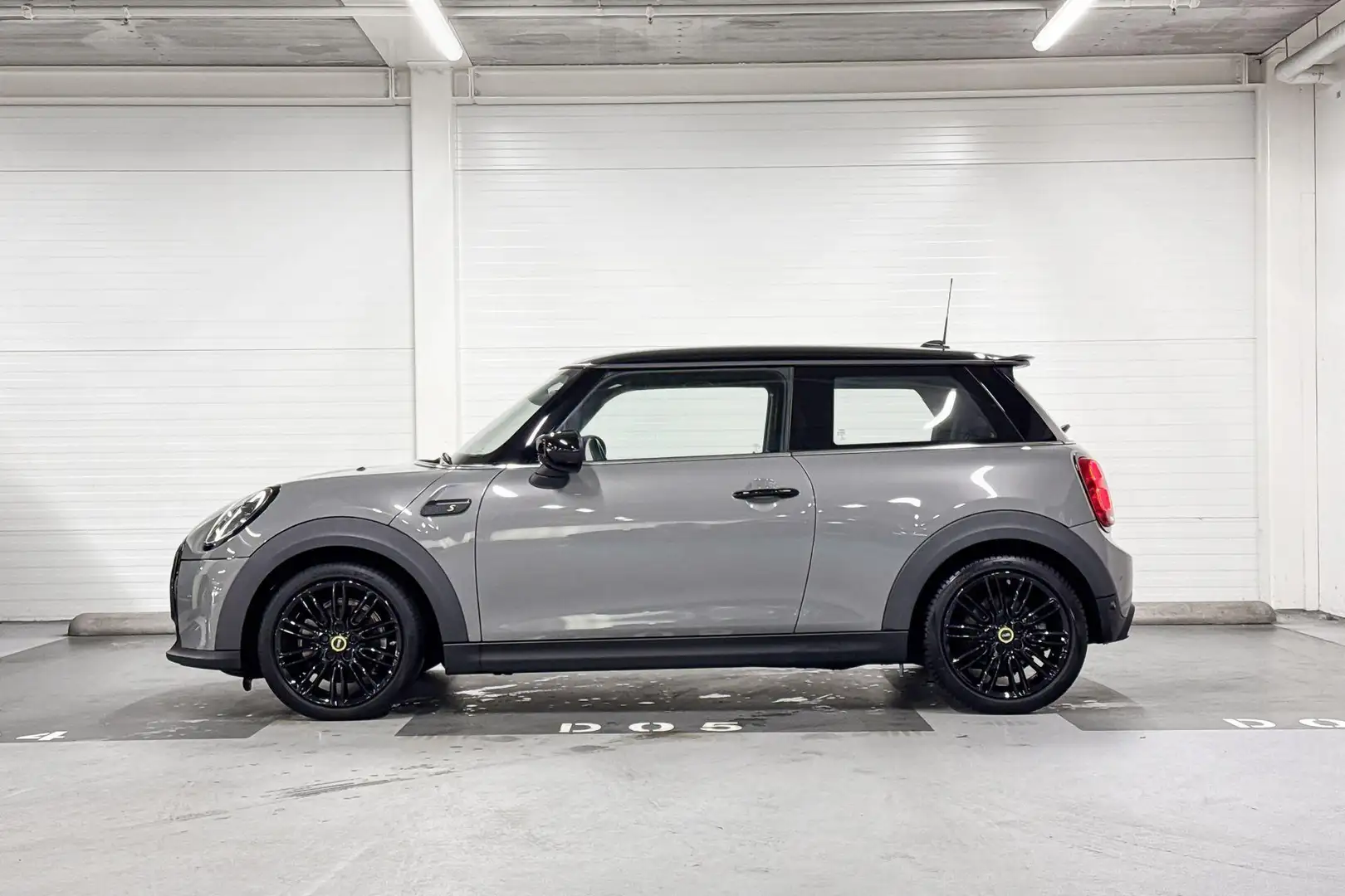 MINI Electric Business Edition 33 kWh | Stuurwielverwar Grijs - 2