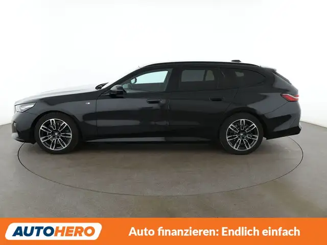 BMW 5 Series view 3