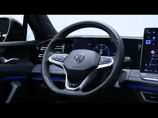 Volkswagen Tiguan view 14