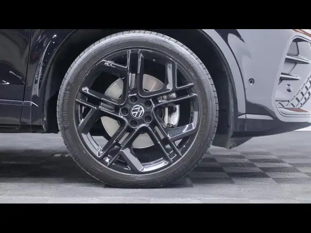 Volkswagen Tiguan view 9
