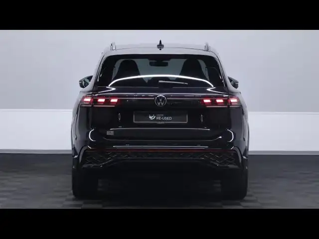 Volkswagen Tiguan view 5