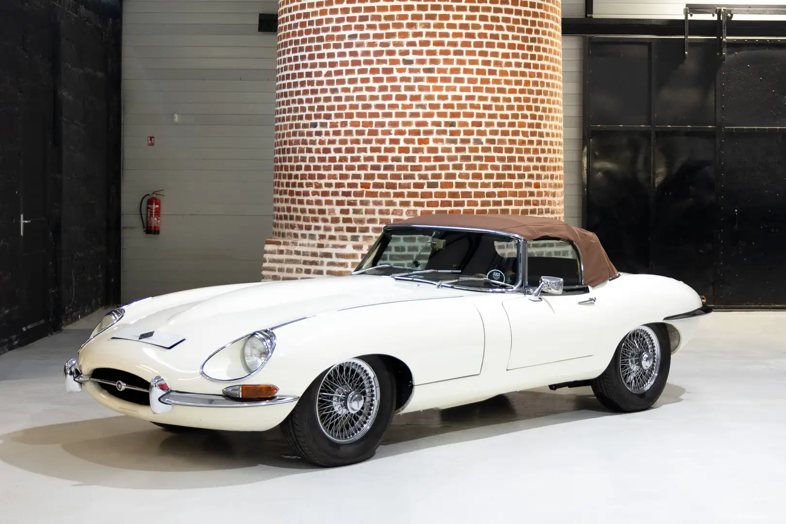 Jaguar E-Type Weiß - 1