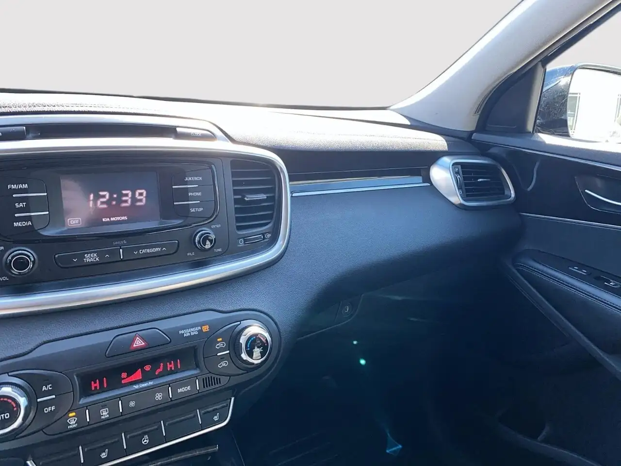 Kia Sorento снимка Kia Sorento