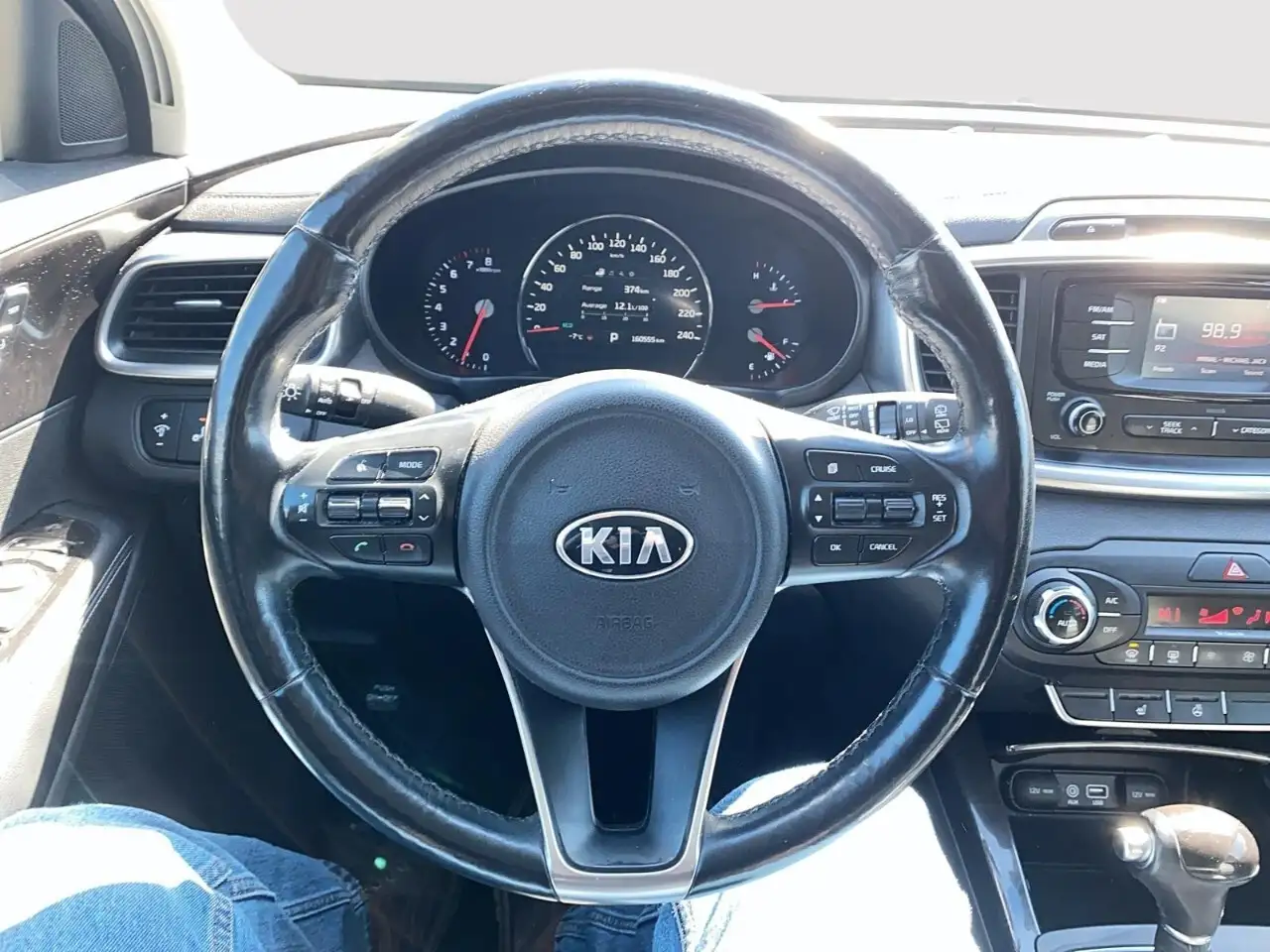 Kia Sorento снимка Kia Sorento