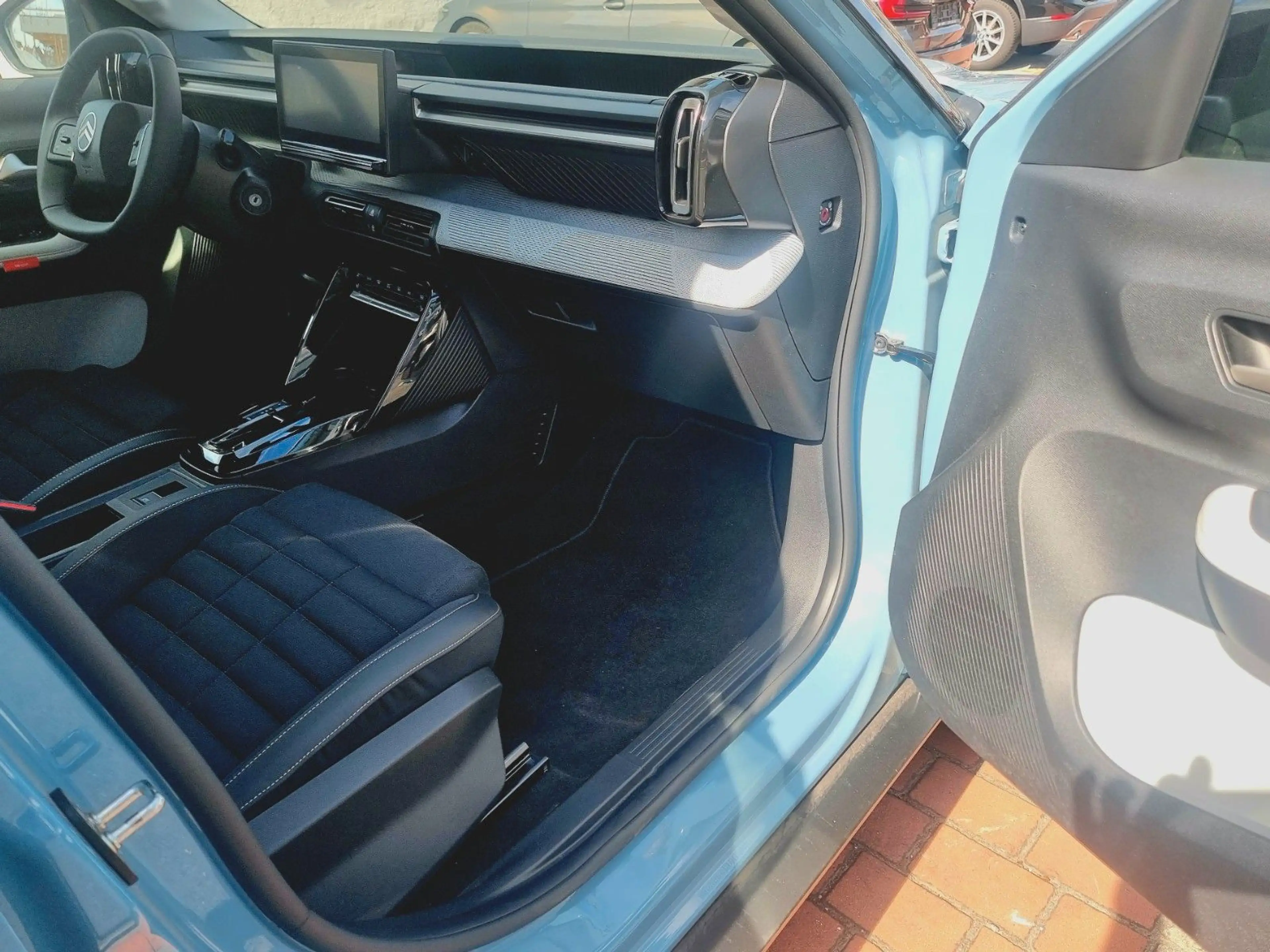 Citroen C3 Aircross Hybrid 145 MAX — photo 12