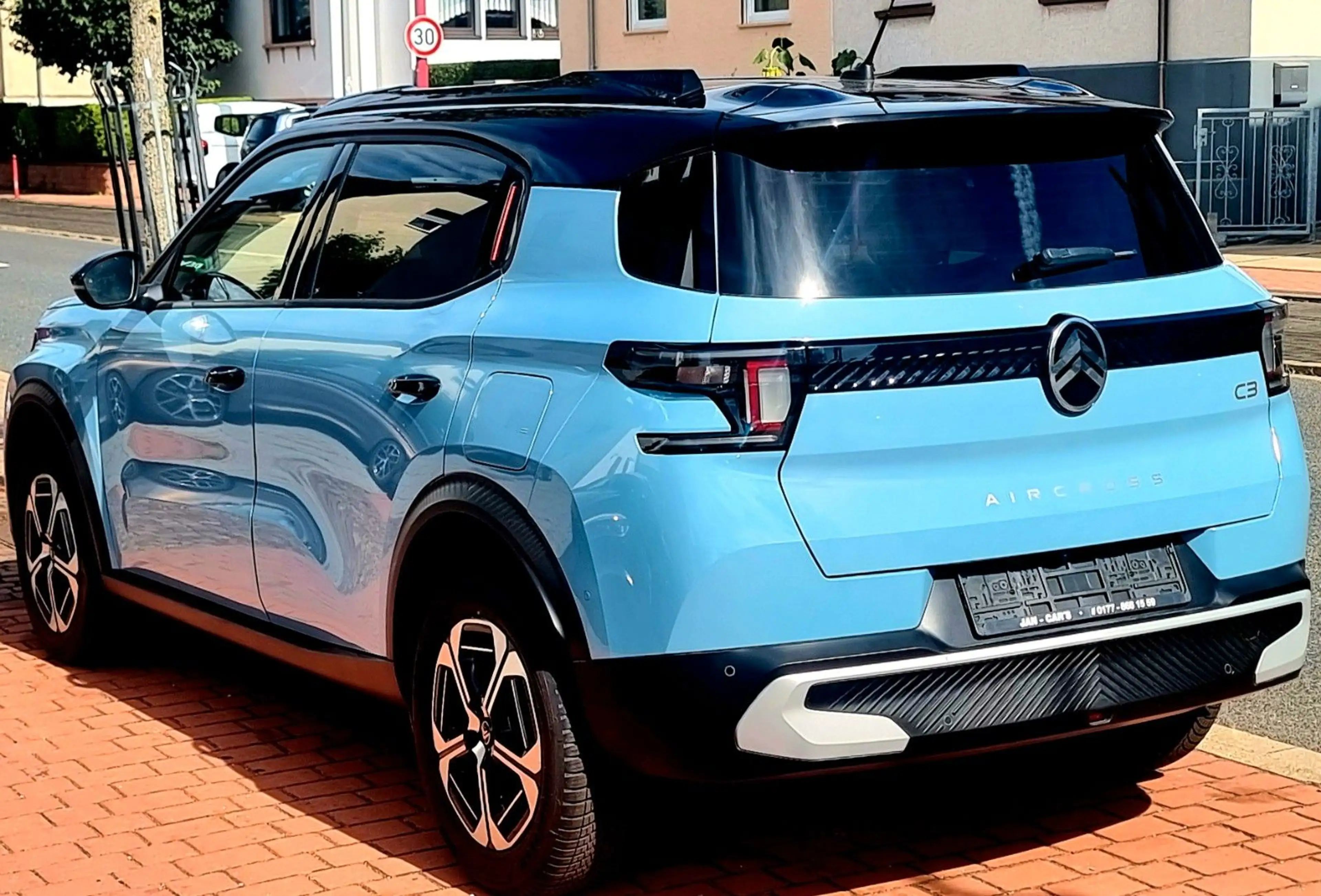 Citroen C3 Aircross Hybrid 145 MAX — photo 4