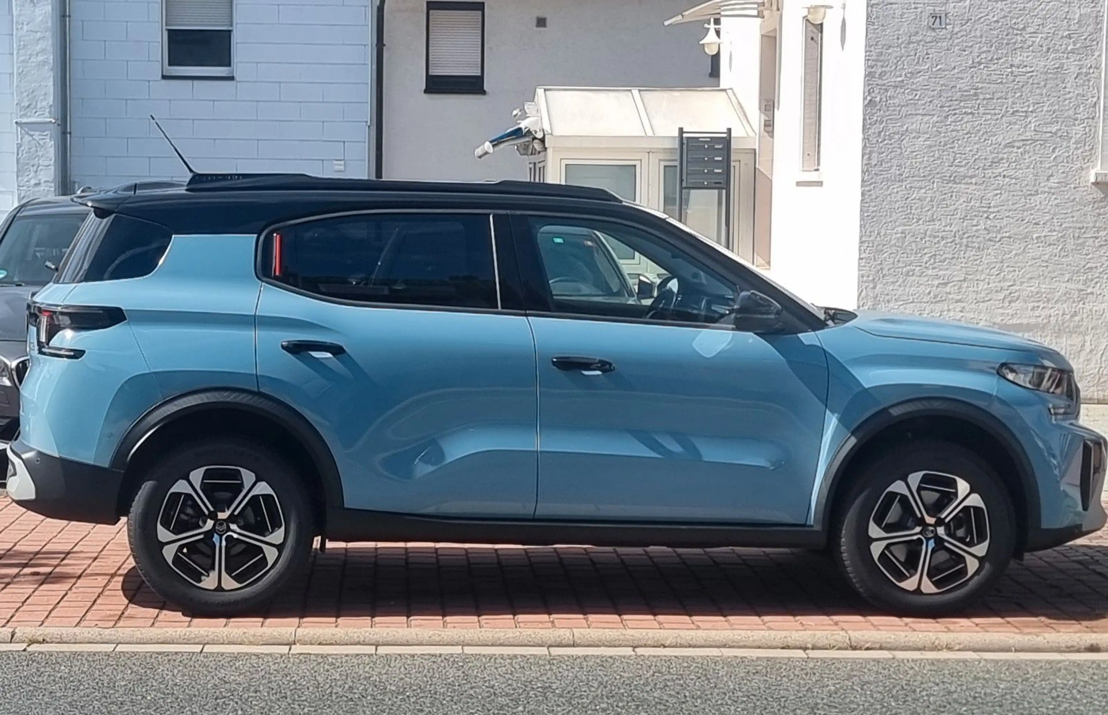 Citroen C3 Aircross Hybrid 145 MAX — photo 2