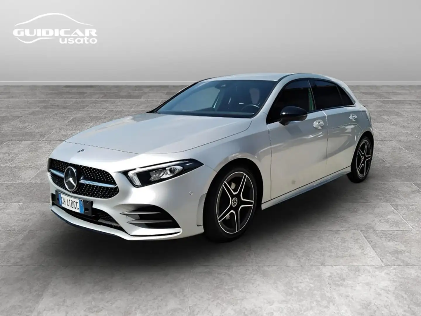 Mercedes-Benz A 180 d Premium auto Gris - 1