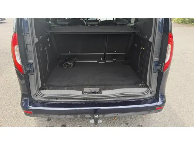 Mercedes-Benz T-Class view 7