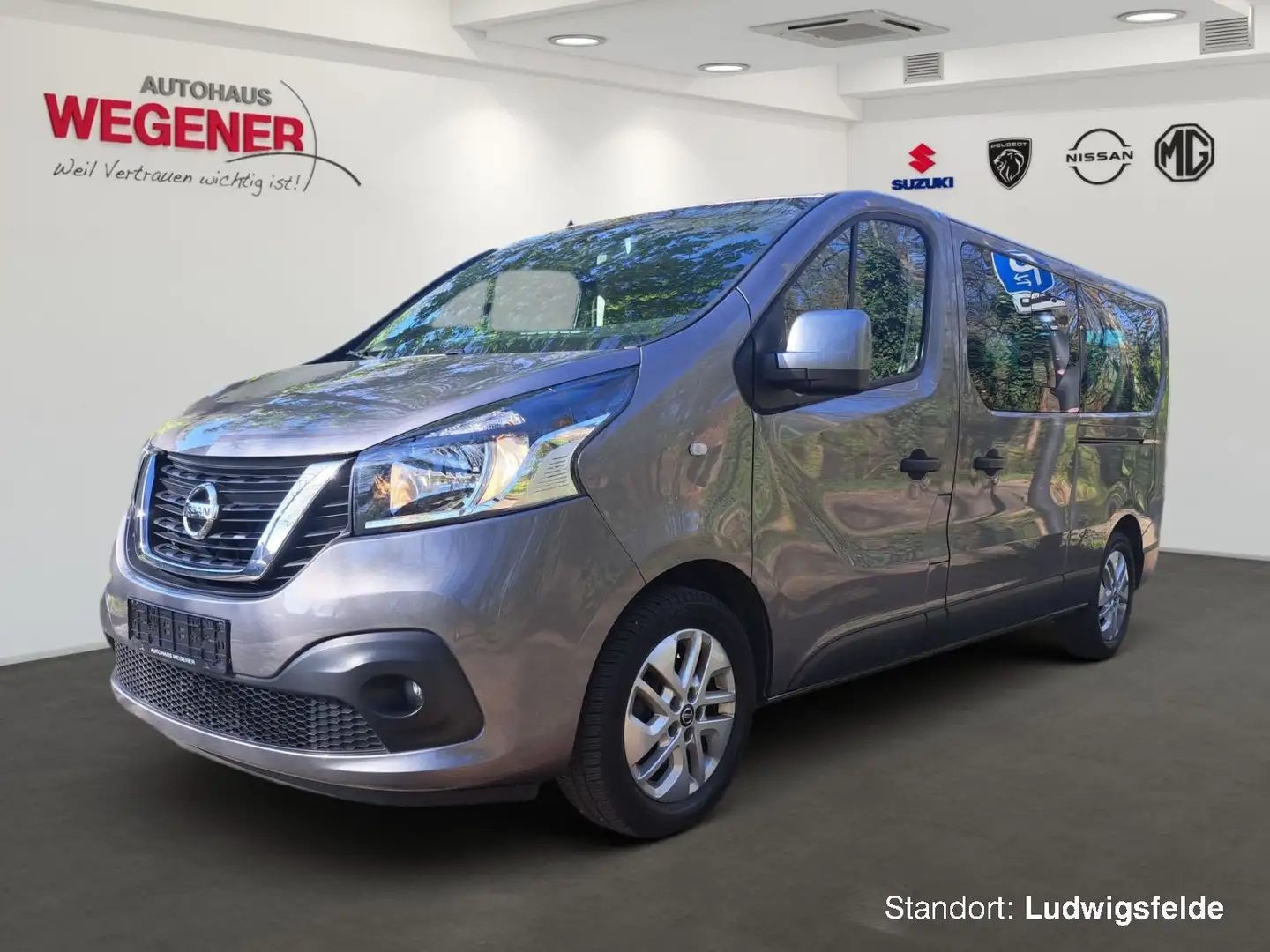 Nissan NV300 Kombi AT 9Sitze*SHZ*Kamera*Navi*FA+ Grau - 1