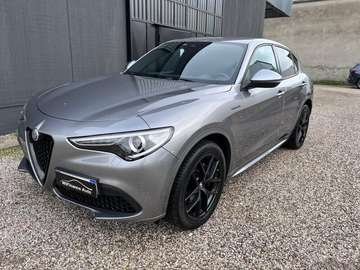 Stelvio 2.0 Turbo 280 CV AT8 Q4 Veloce