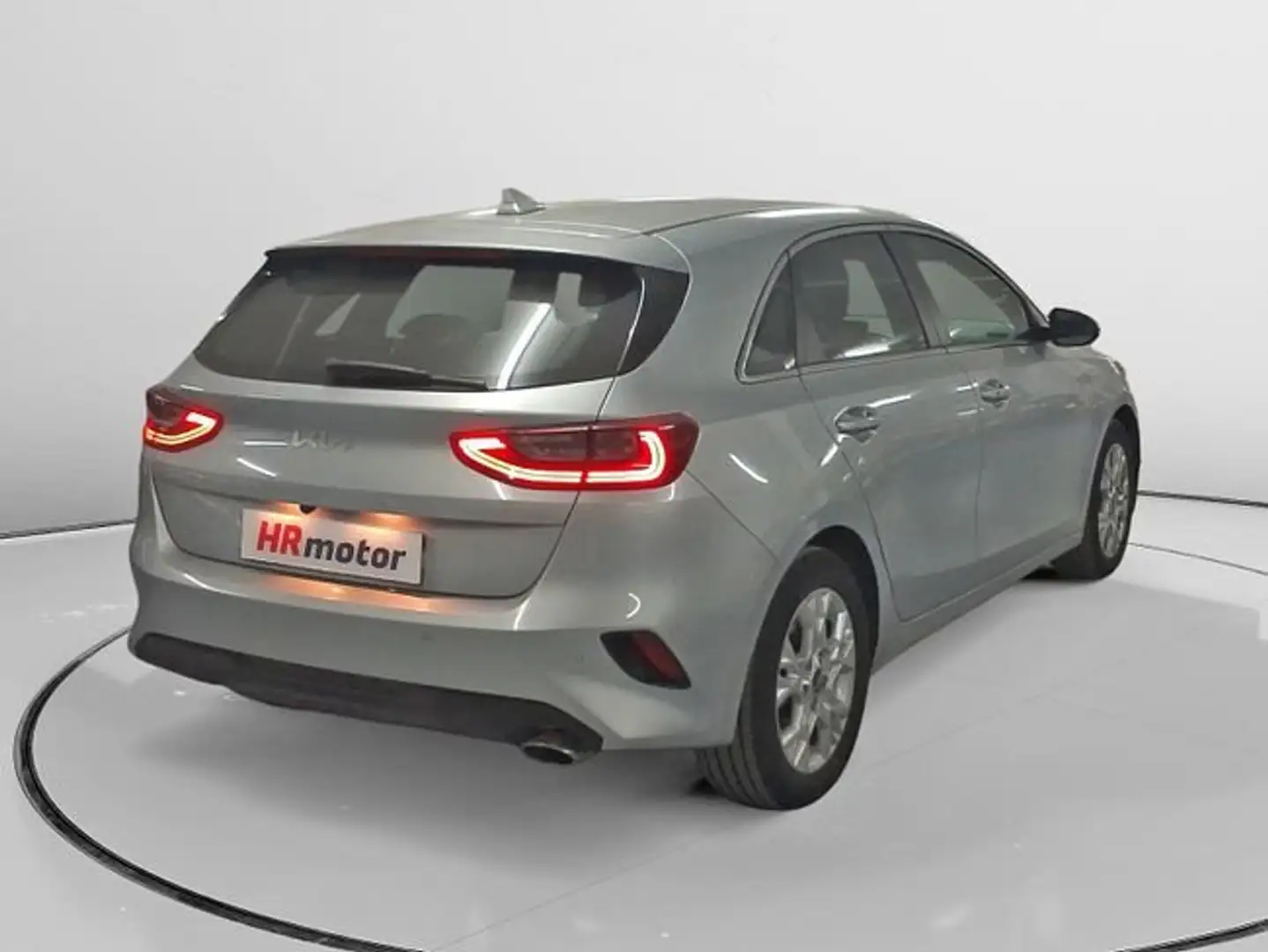 Kia Pride Drive Gris - 2