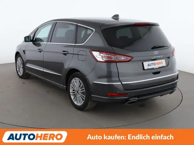 Ford S-Max view 4