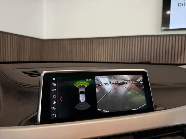 BMW X2 view 13
