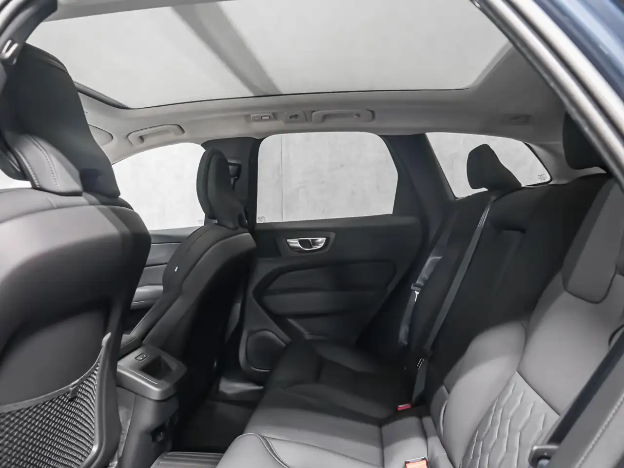 Volvo XC60 снимка Volvo XC60