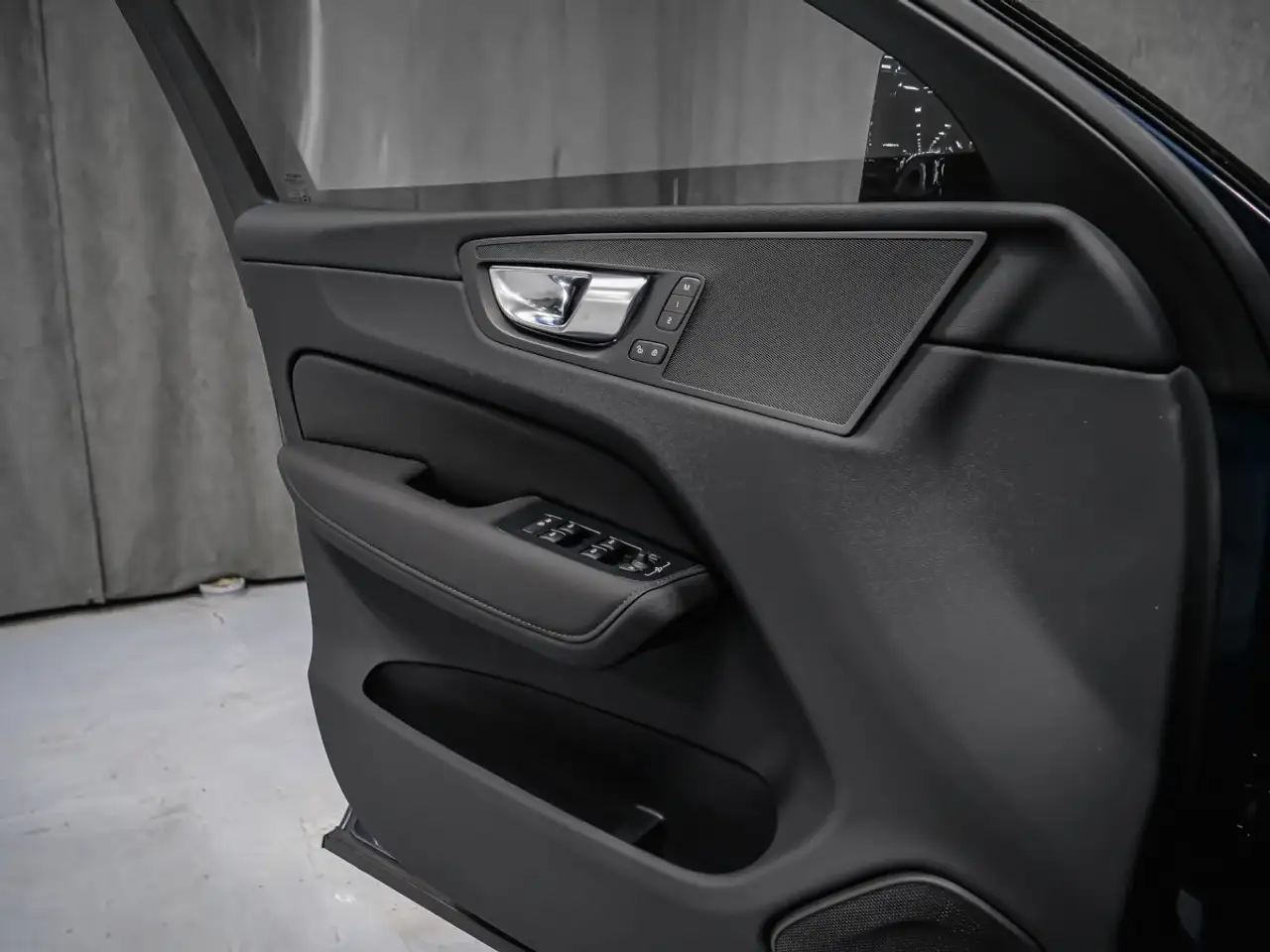 Volvo XC60 снимка Volvo XC60