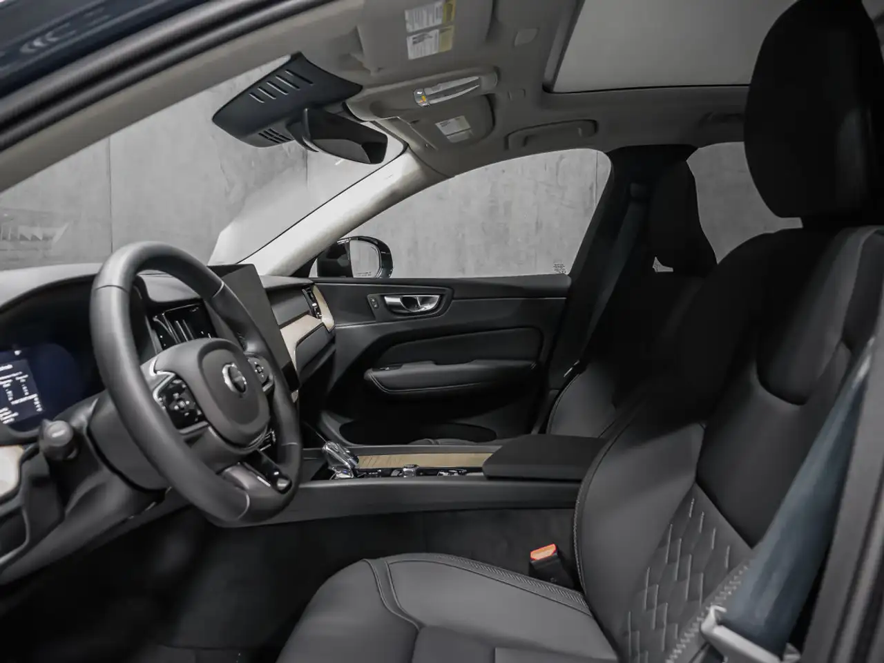 Volvo XC60 снимка Volvo XC60