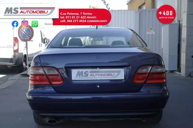 Mercedes-Benz CLK view 4