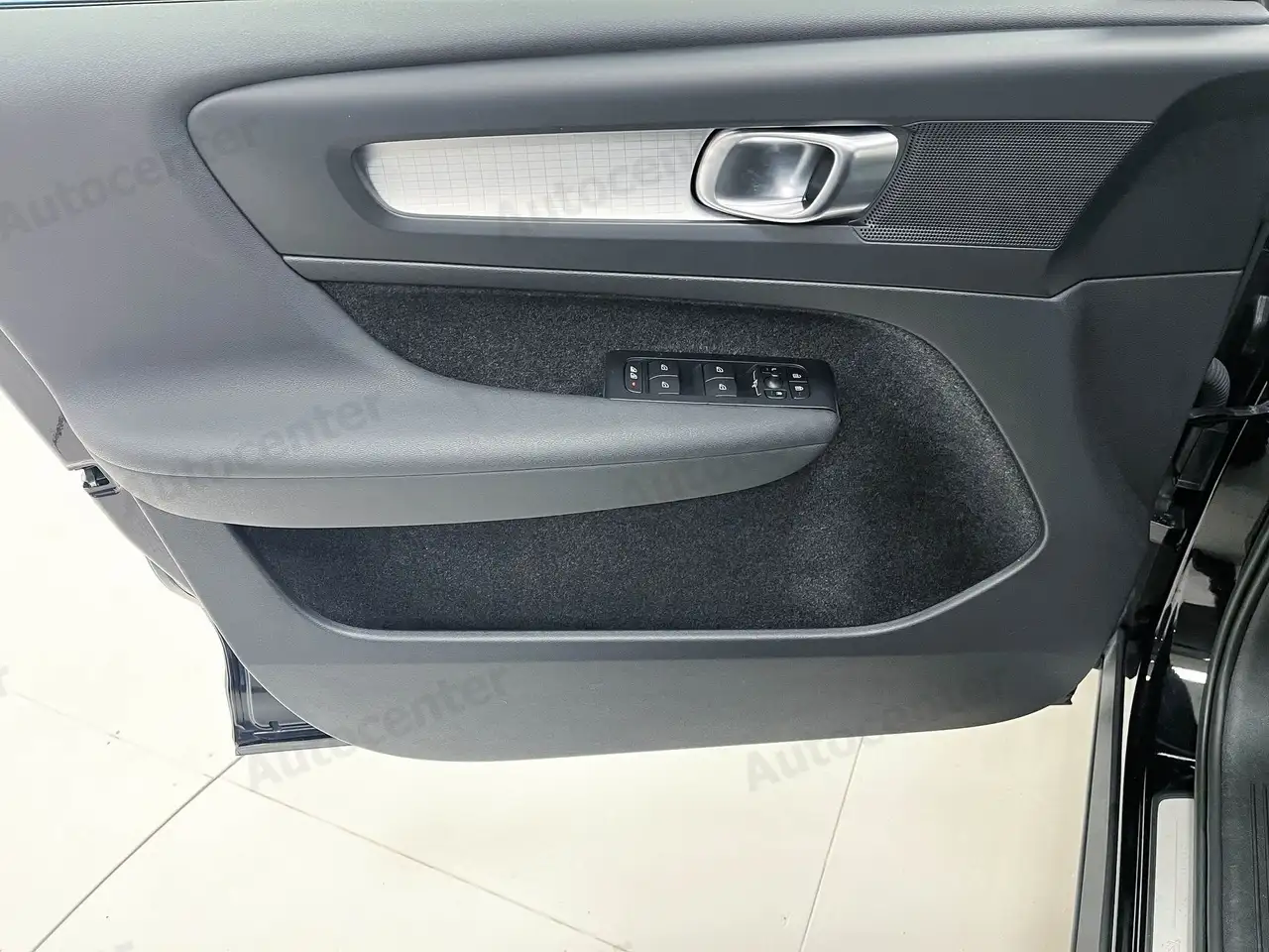 Volvo XC40 T4 PLUG IN AUT CORE **AUTOCARRO N1**, миниатюра 14