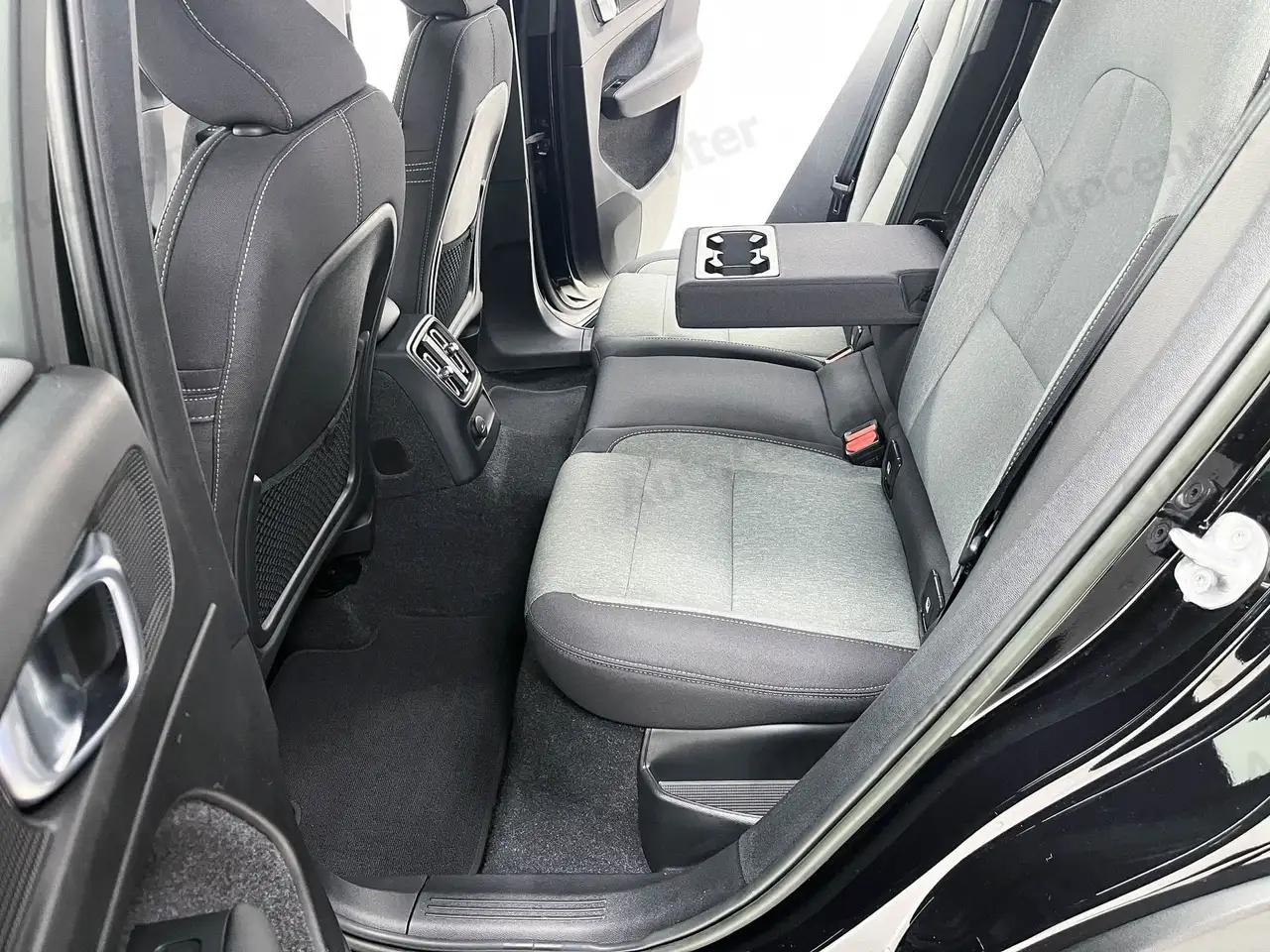 Volvo XC40 T4 PLUG IN AUT CORE **AUTOCARRO N1**, миниатюра 10