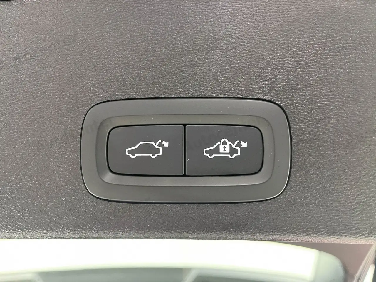 Volvo XC40 T4 PLUG IN AUT CORE **AUTOCARRO N1**, миниатюра 13