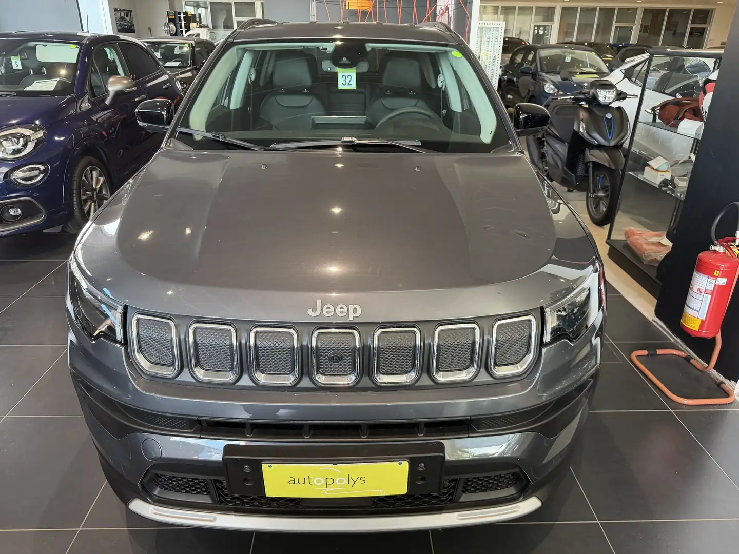 Jeep Compass Compass 1.6 Multijet II 2WD Limited Grau - 2