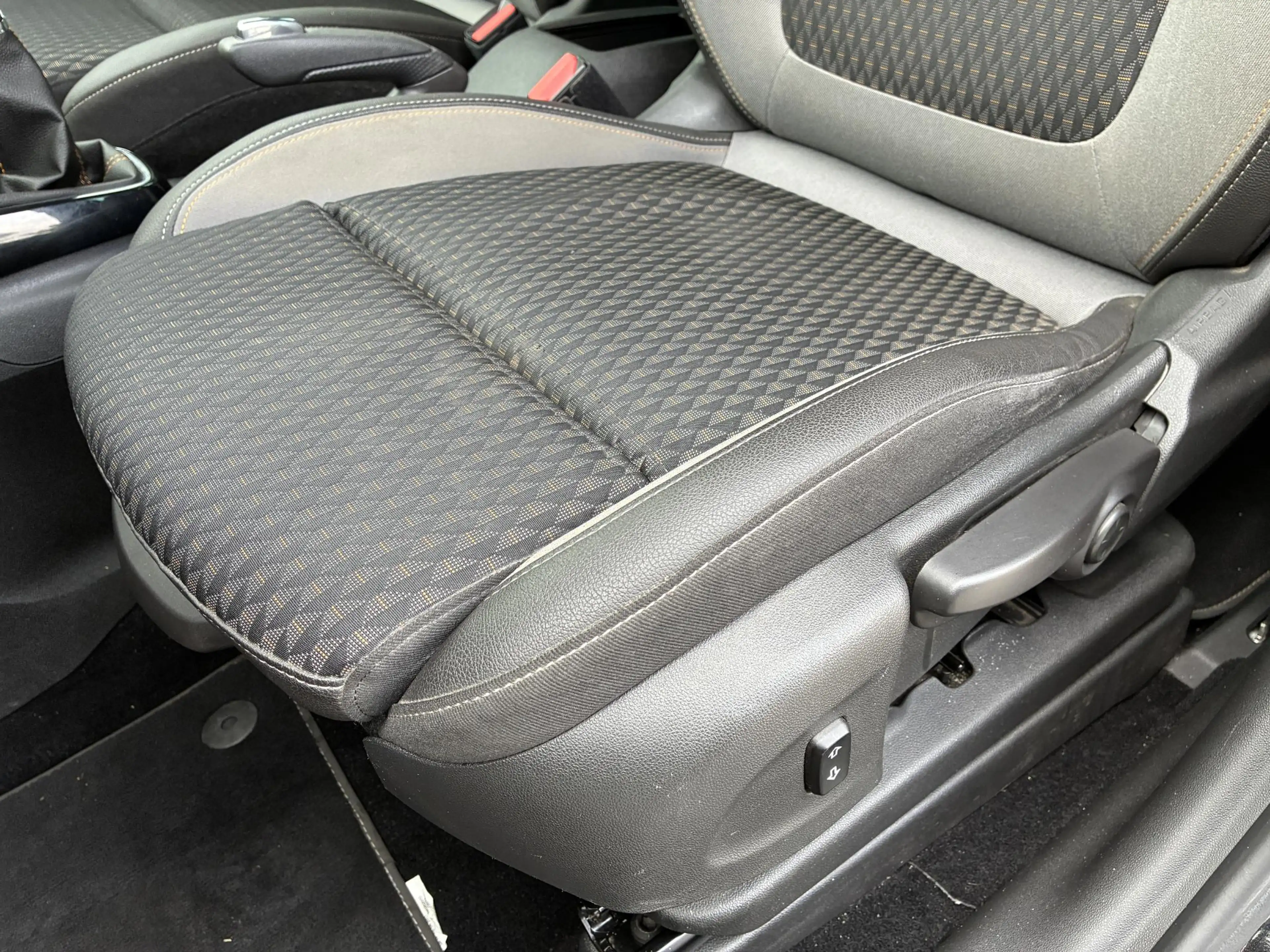 Opel Crossland X 1.2 Turbo Innovation | Climate control | Navigatie — photo 13