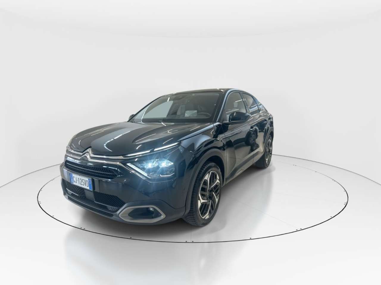Citroen C4 PureTech 130 S&S EAT8 Shine
