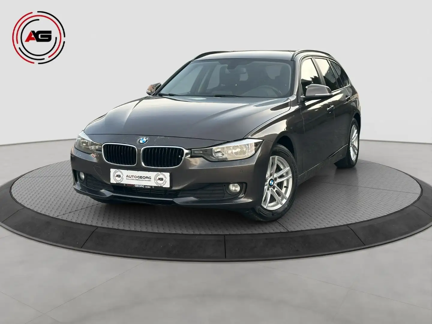 BMW 318 d Touring AUTOMATIK NAVI SHZ ALU PDC AHK BT - 1