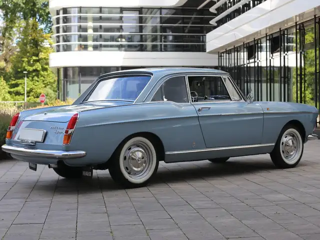 Peugeot 404 Coupe SL Injection