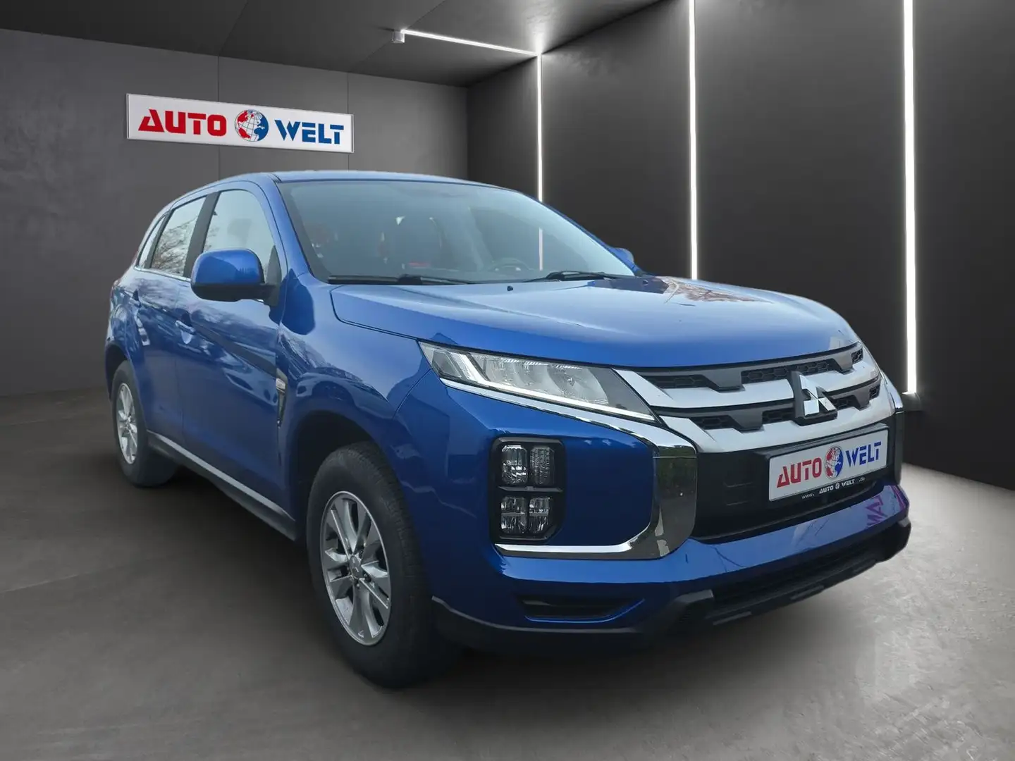 Mitsubishi ASX 2.0 MIVEC SpiritCVT LED Navi Klimaaut. Blau - 2