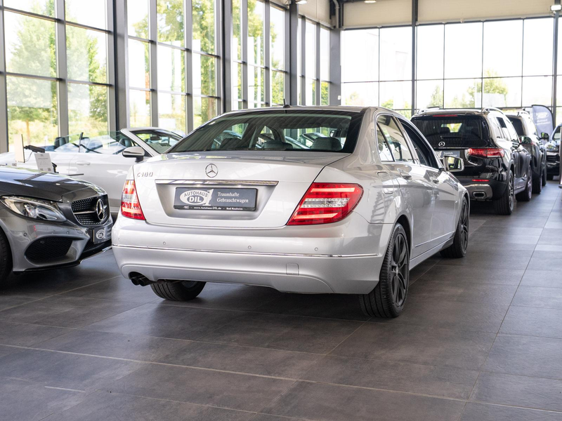 Mercedes-Benz C 180 — photo 6