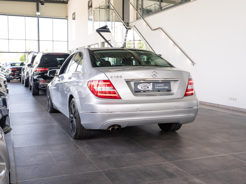 Mercedes-Benz C 180 — photo 5