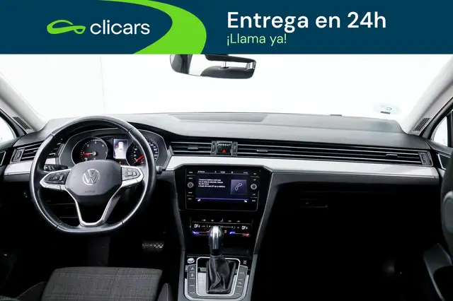 Volkswagen Passat view 13