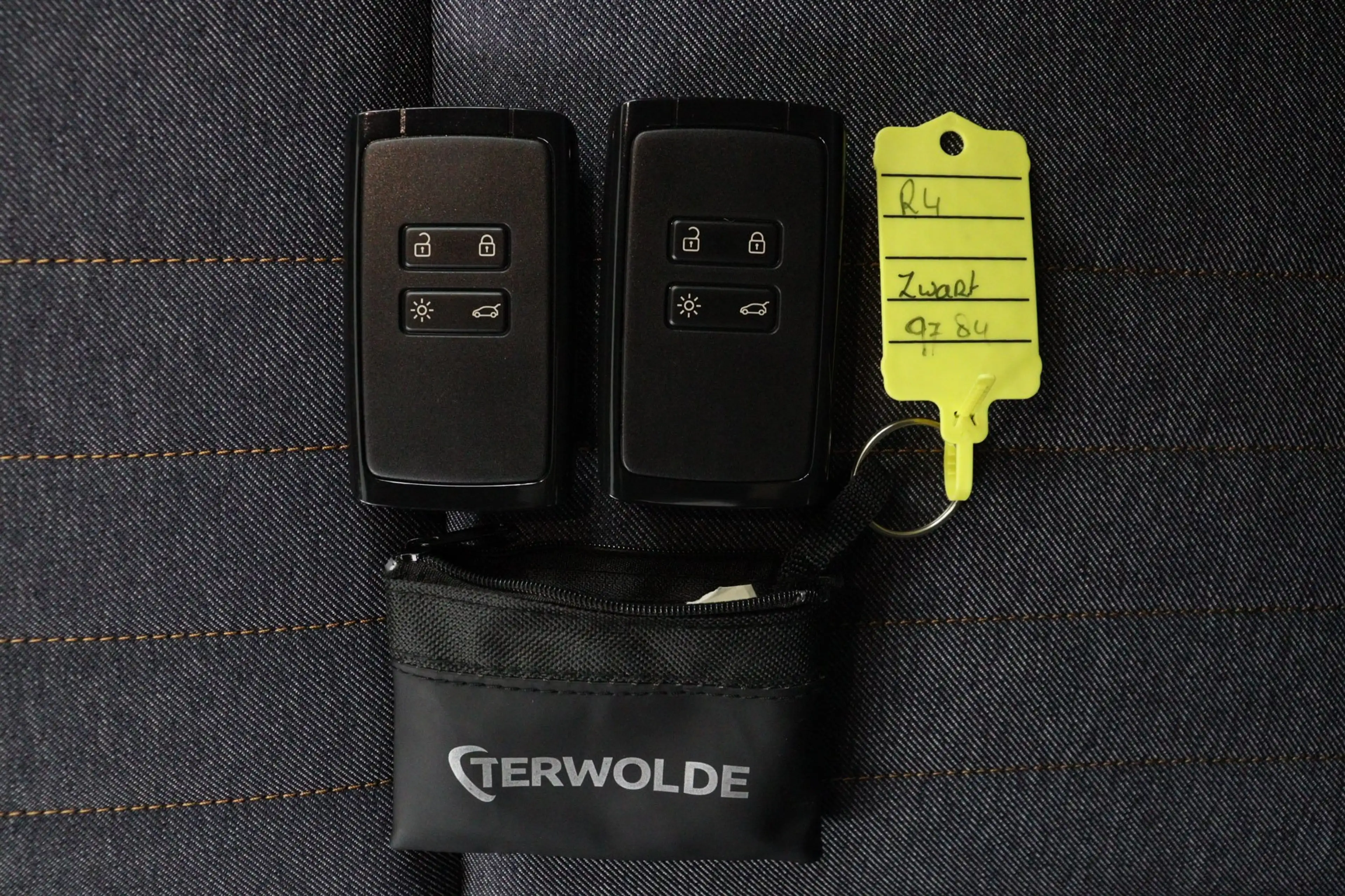 Renault R 4 Techno | Achteruitrijcamera | Elektronisch geregel — photo 8
