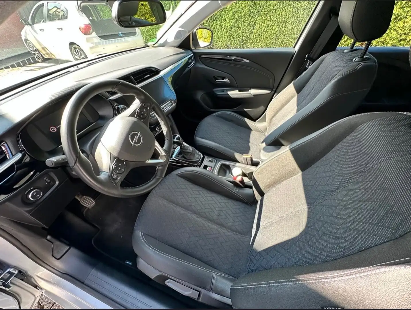 Opel Corsa Corsa 1.2 Direct Turbo Start/Stop Elegance - 2