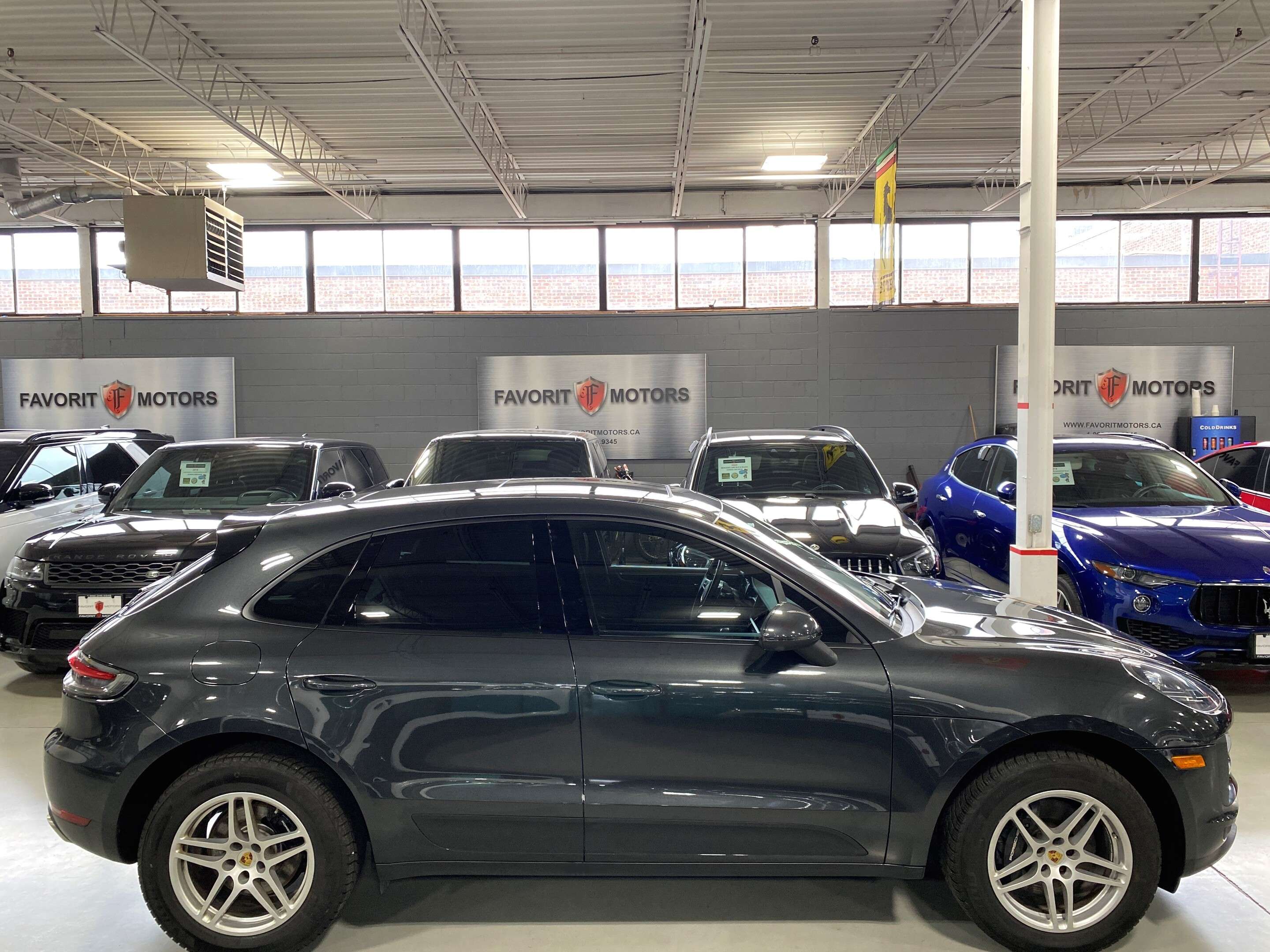 2021 Porsche Macan