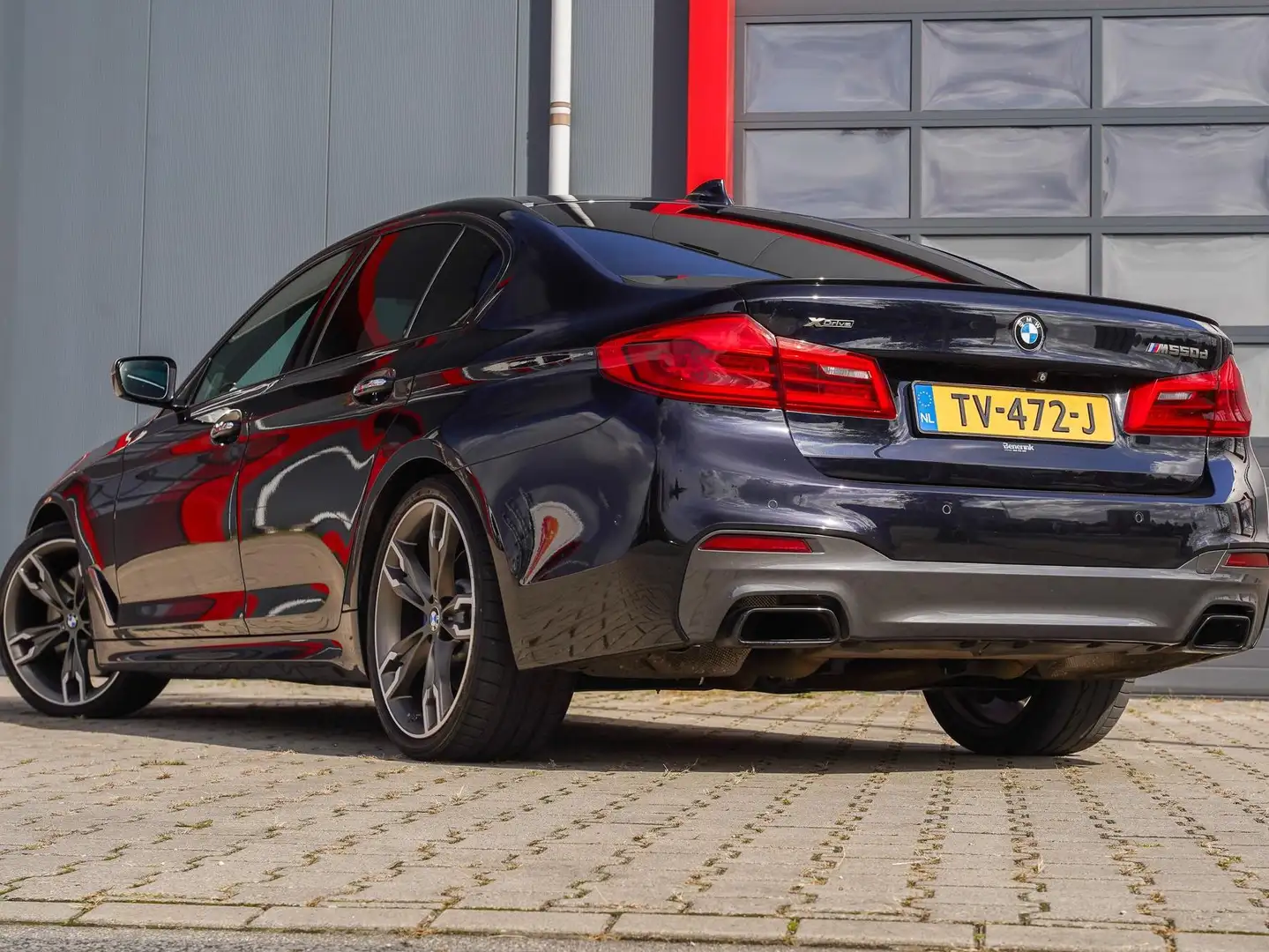 BMW 550 550 xD High Exe Zwart - 2